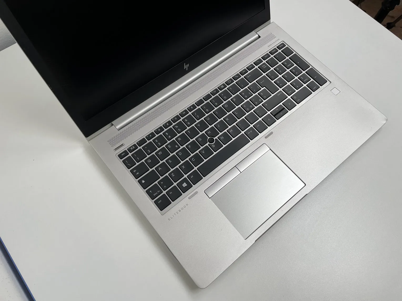 Prenosnik HP EliteBook 850 G5 / i5 / RAM 16 GB / 256GB SSD / 15,6″ FHD - slika 2